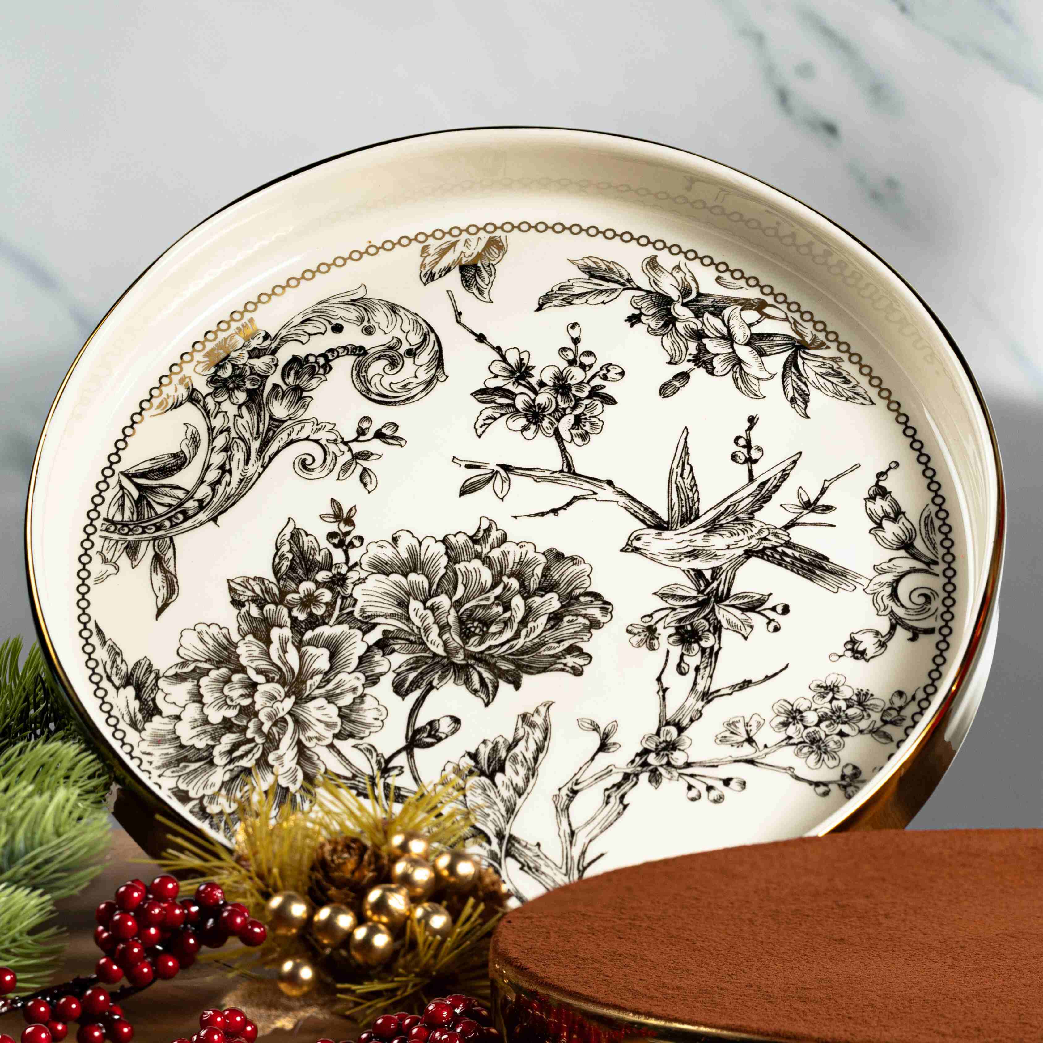 Gifting | Decorative Gold Trimmed Plate